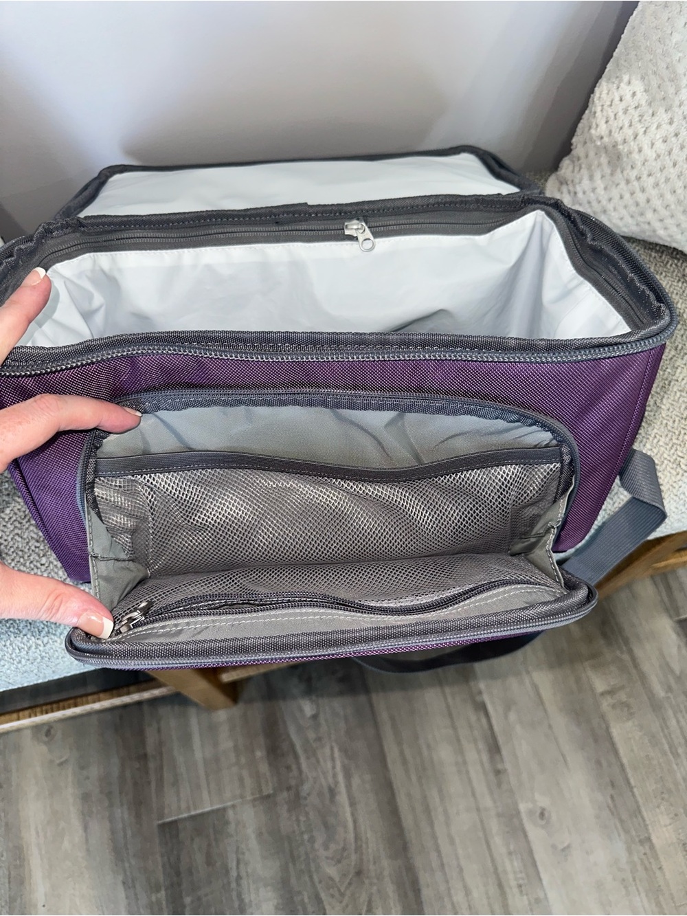 EUC eBags Purple Crew Cooler II - Picture 9 of 13